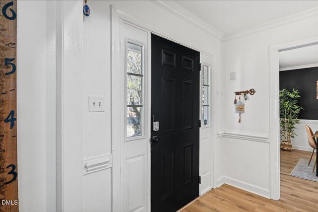 201 Pinewood Drive, Apex, NC 27502