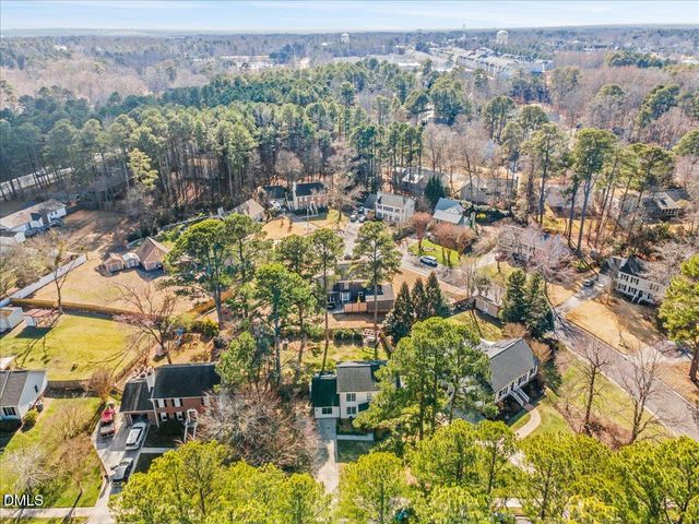 201 Pinewood Drive, Apex, NC 27502