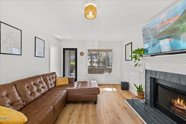 201 Pinewood Drive, Apex, NC 27502