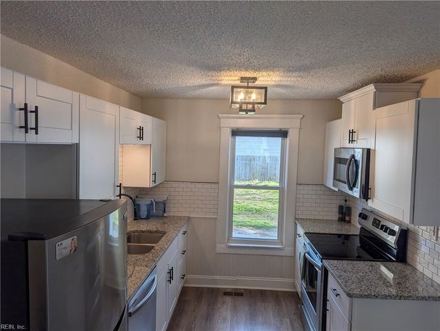 3020 Vimy Ridge AVE, Norfolk, VA 23509