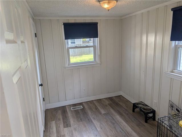 3020 Vimy Ridge AVE, Norfolk, VA 23509