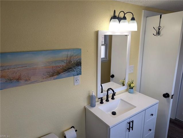 3020 Vimy Ridge AVE, Norfolk, VA 23509