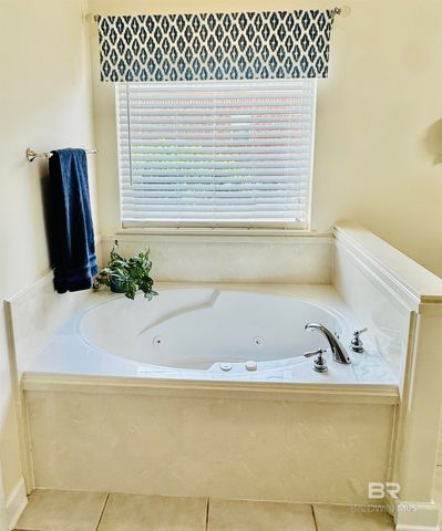 10554 Sassaman Court, Daphne, AL 36526