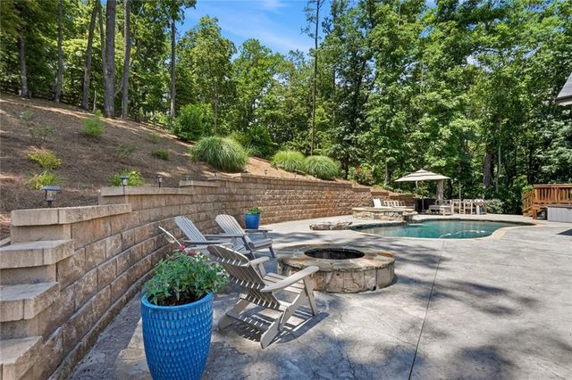2 Grey Swan Way, Dawsonville, GA 30534