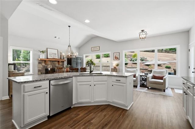 2 Grey Swan Way, Dawsonville, GA 30534