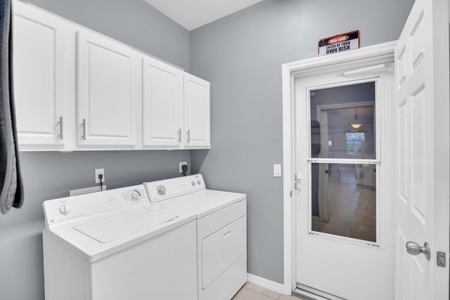 240 SW Champagne Ct Court SW, Vero Beach, FL 32968