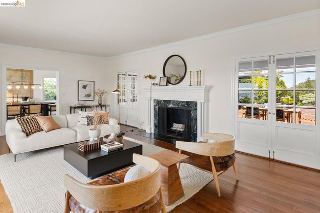 1064 Overlook Rd, Berkeley, CA 94708
