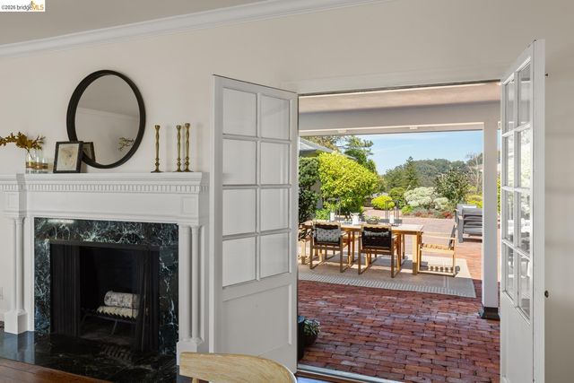 1064 Overlook Rd, Berkeley, CA 94708