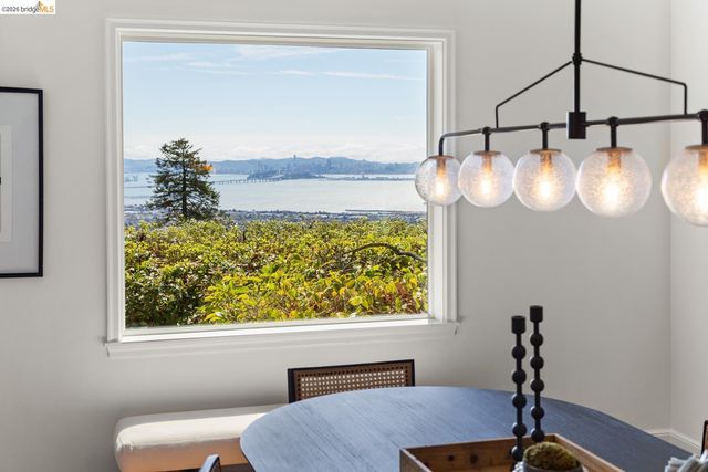 1064 Overlook Rd, Berkeley, CA 94708