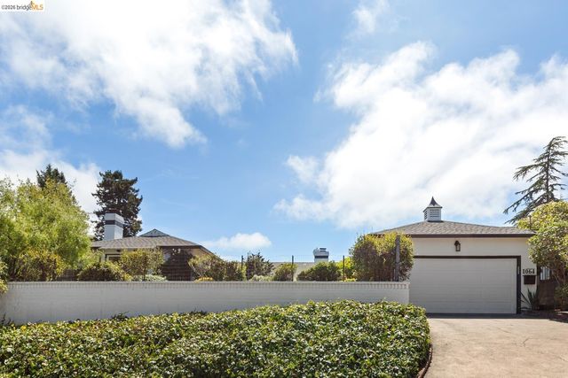 1064 Overlook Rd, Berkeley, CA 94708