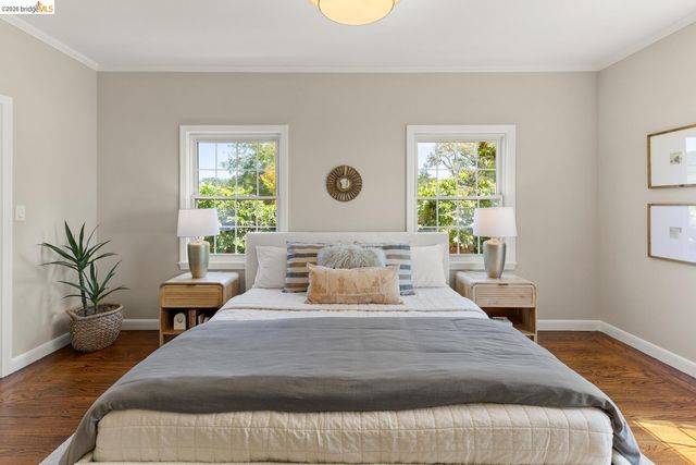 1064 Overlook Rd, Berkeley, CA 94708