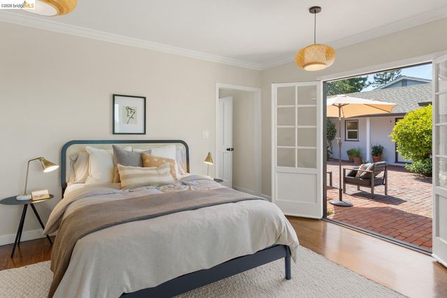 1064 Overlook Rd, Berkeley, CA 94708