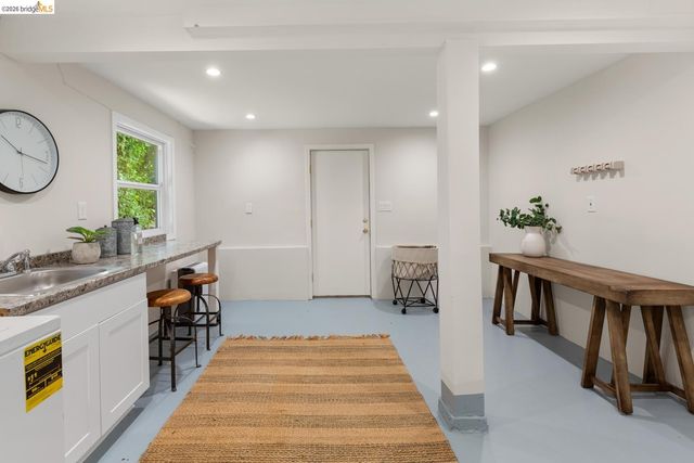 1064 Overlook Rd, Berkeley, CA 94708