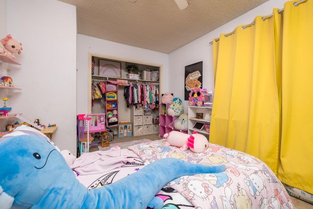 1352 N M Street, Tulare, CA 93274