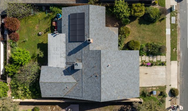 1352 N M Street, Tulare, CA 93274