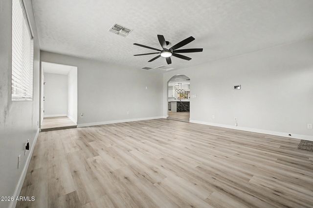 3008 W ANGELA Drive, Phoenix, AZ 85053