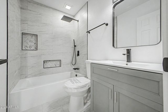 3008 W ANGELA Drive, Phoenix, AZ 85053