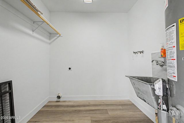 3008 W ANGELA Drive, Phoenix, AZ 85053