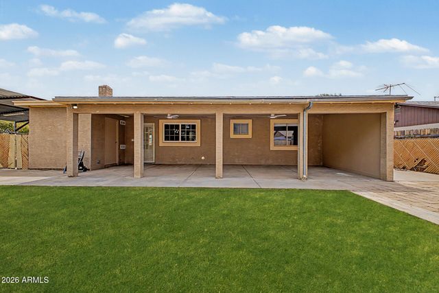 3008 W ANGELA Drive, Phoenix, AZ 85053