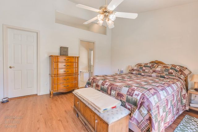 1817 Brooks Ct, Los Banos, CA 93635