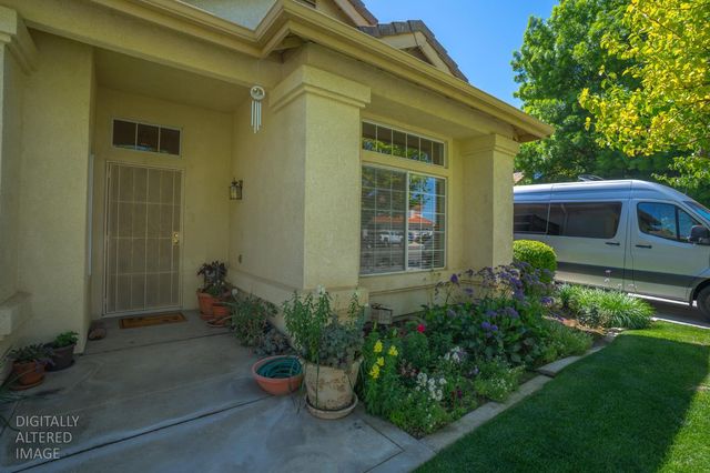 1817 Brooks Ct, Los Banos, CA 93635