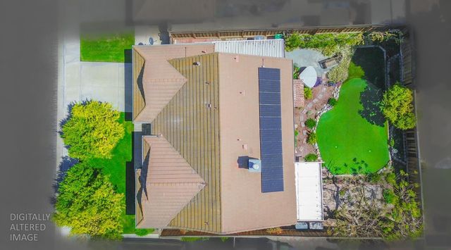 1817 Brooks Ct, Los Banos, CA 93635