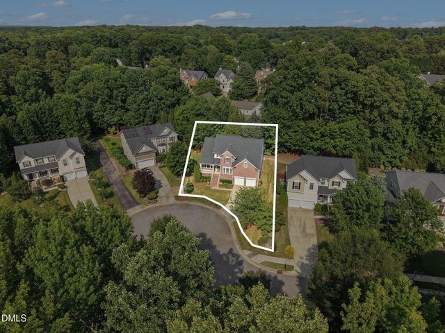 612 Winter Breeze Court, Cary, NC 27513