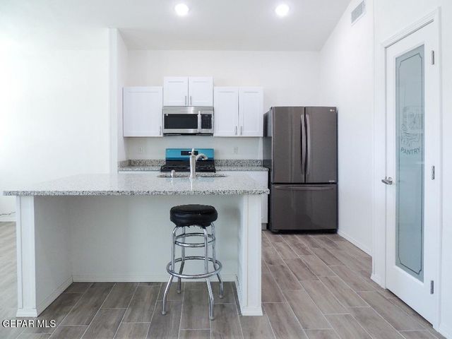 340 BELMORE Avenue, San Elizario, TX 79849