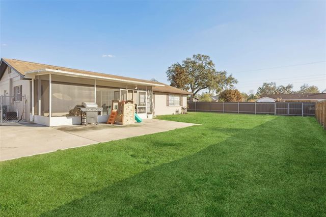 1614 BERKSHIRE DRIVE, Brandon, FL 33511