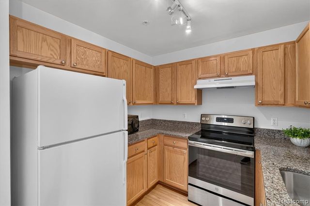 1901 Lindsay Lane 71, Ann Arbor, MI 48104