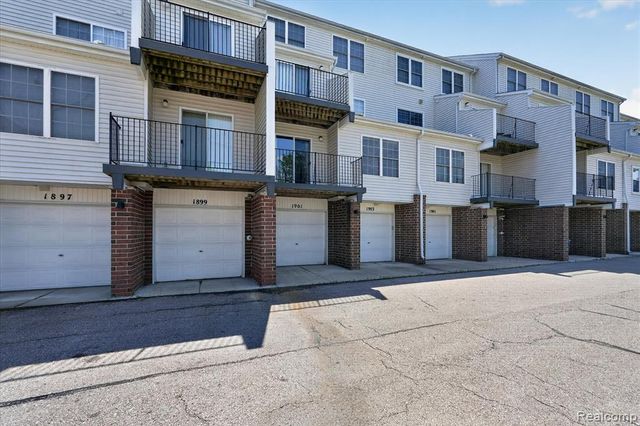 1901 Lindsay Lane 71, Ann Arbor, MI 48104