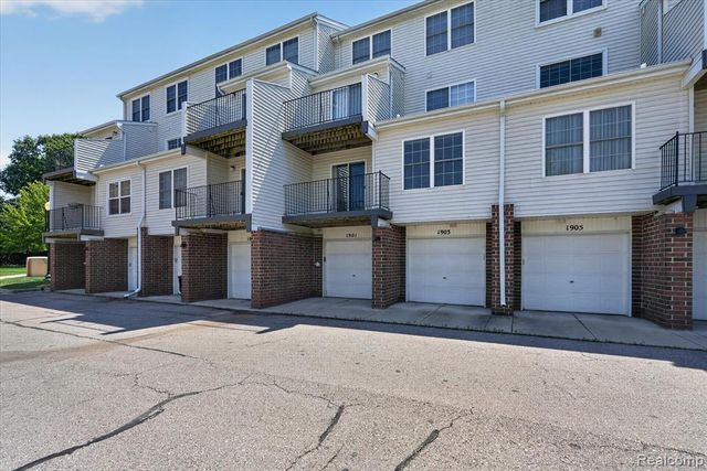 1901 Lindsay Lane 71, Ann Arbor, MI 48104
