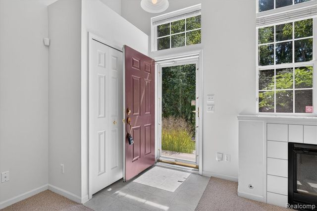 1901 Lindsay Lane 71, Ann Arbor, MI 48104
