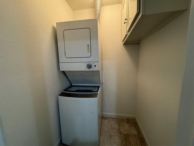 5333 Richmond Avenue 10, Houston, TX 77056