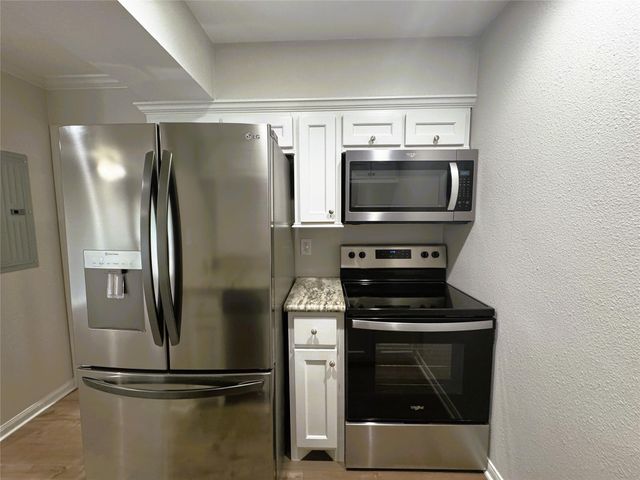 5333 Richmond Avenue 10, Houston, TX 77056