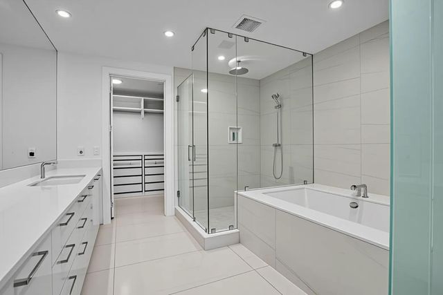 153 N Seabreeze Boulevard 1601, Fort Lauderdale, FL 33304