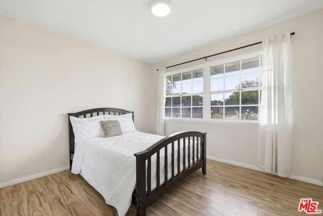 16901 Simonds Street, Granada Hills (los Angeles), CA 91344