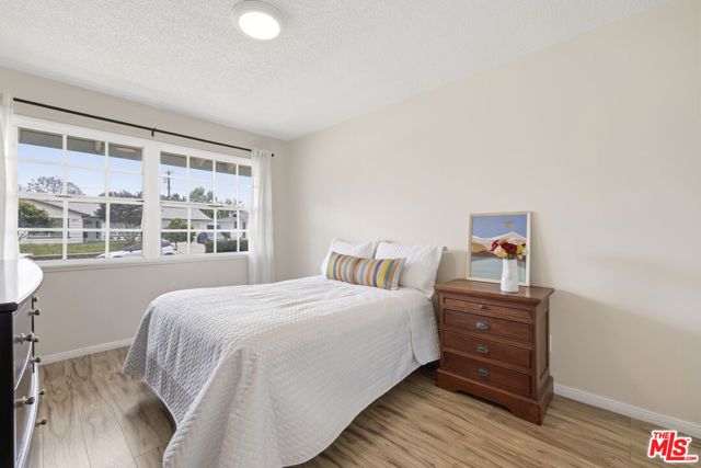 16901 Simonds Street, Granada Hills (los Angeles), CA 91344