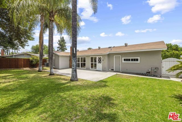 16901 Simonds Street, Granada Hills (los Angeles), CA 91344