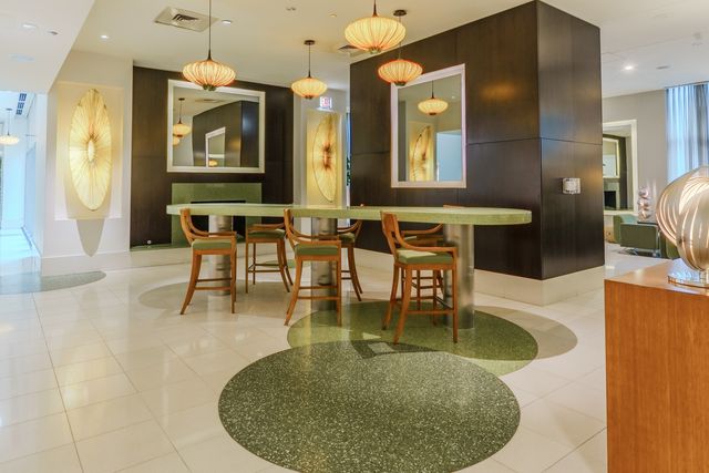 123 S Green Street 506B, Chicago, IL 60607
