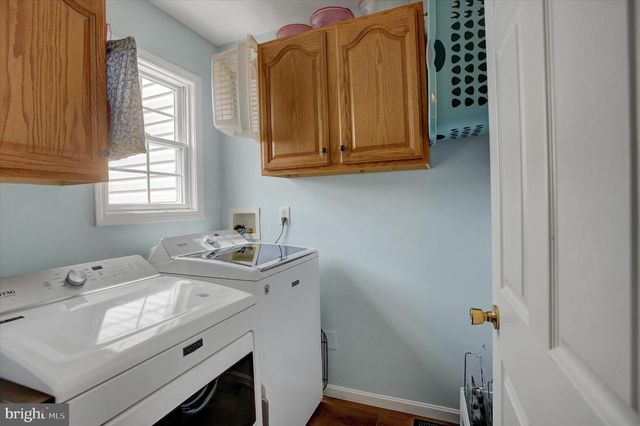 1090 BELAIR DRIVE, Chambersburg, PA 17202