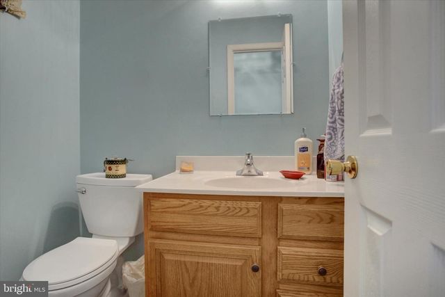 1090 BELAIR DRIVE, Chambersburg, PA 17202