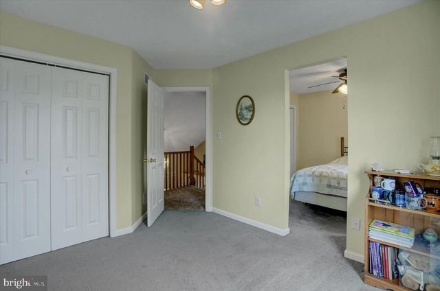1090 BELAIR DRIVE, Chambersburg, PA 17202