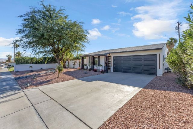 481 W Sunview, Palm Springs, CA 92262