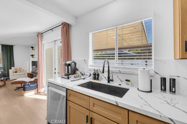 481 W Sunview, Palm Springs, CA 92262