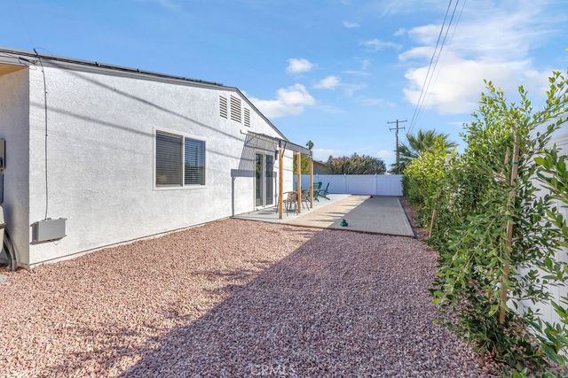 481 W Sunview, Palm Springs, CA 92262