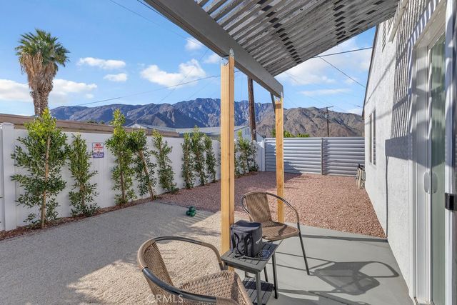 481 W Sunview, Palm Springs, CA 92262