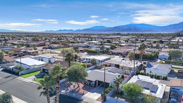 481 W Sunview, Palm Springs, CA 92262