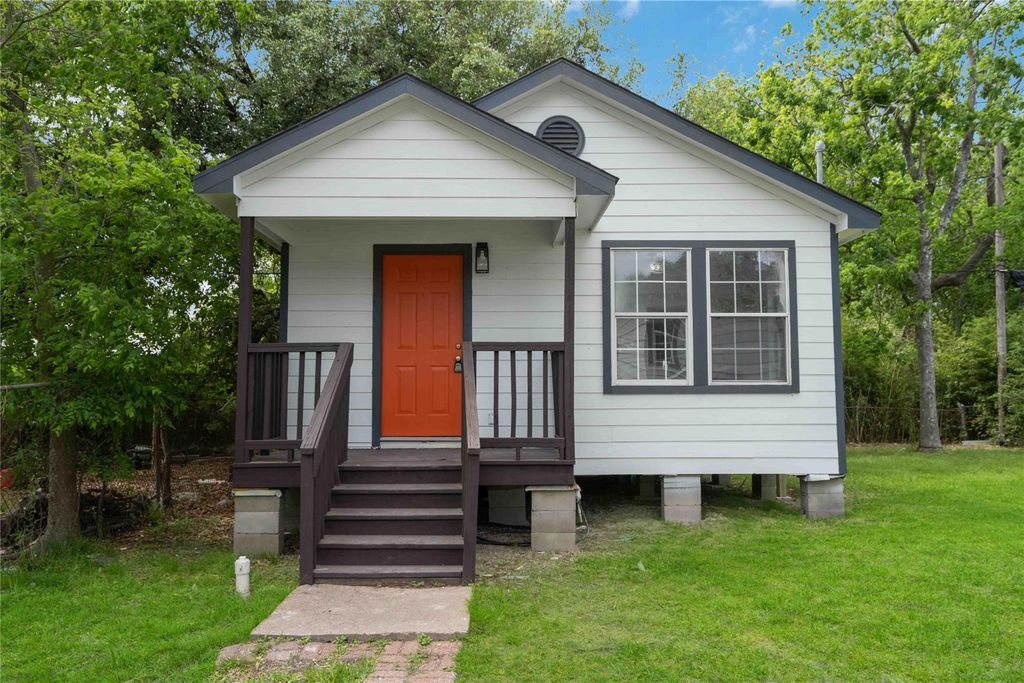 4505 Kress Street B, Houston, TX 77026