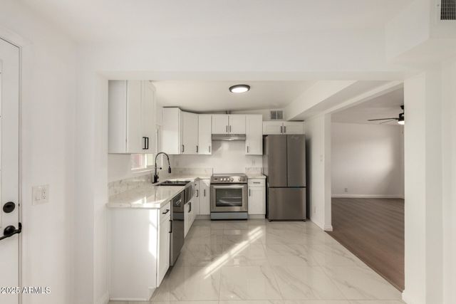 5036 S 36TH Avenue, Phoenix, AZ 85041